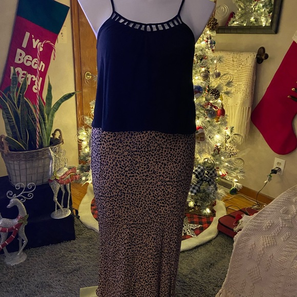 Maxi Skirt- Leopard. - Picture 4 of 4
